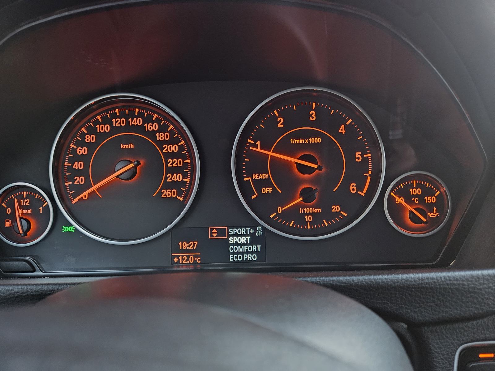 BMW serija 3 320d SPORT LINE,NAVIGACIJA,MODELI VOŽNJE,REZERVIRANO!, fotografija 17