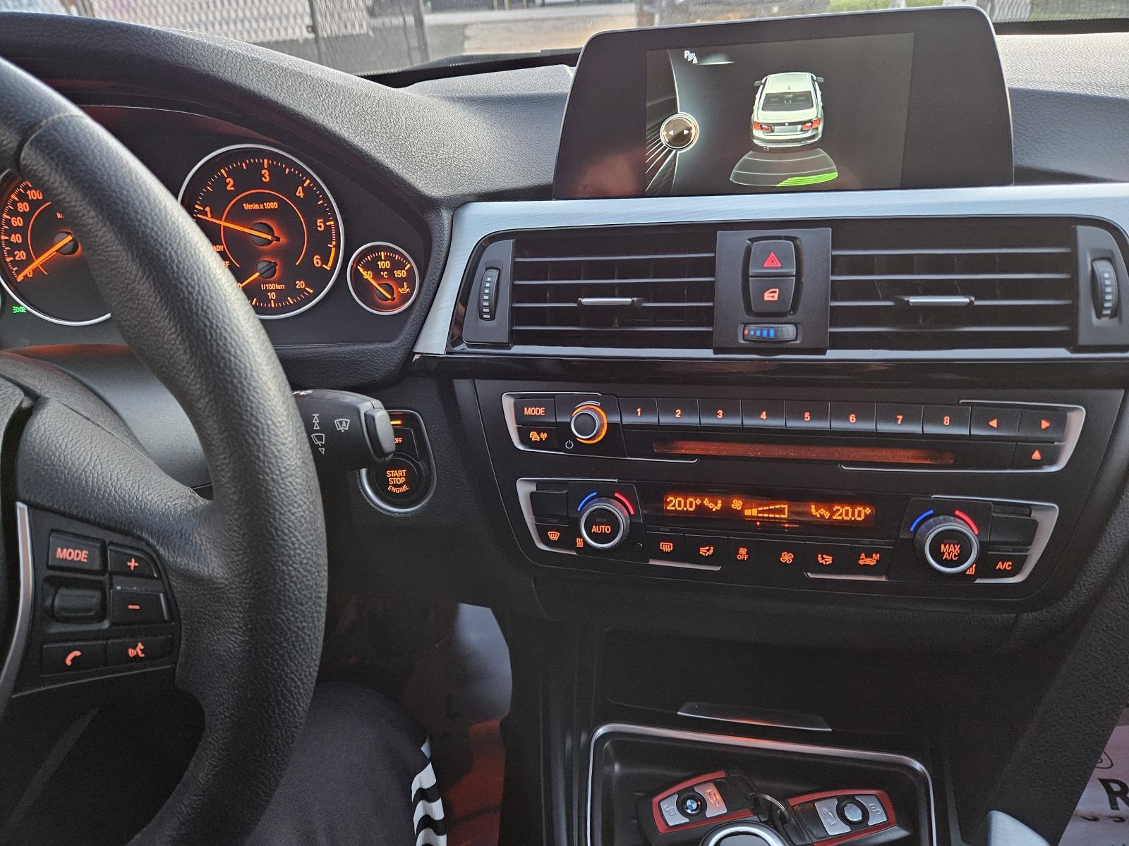 BMW serija 3 320d SPORT LINE,NAVIGACIJA,MODELI VOŽNJE,REZERVIRANO!, fotografija 20