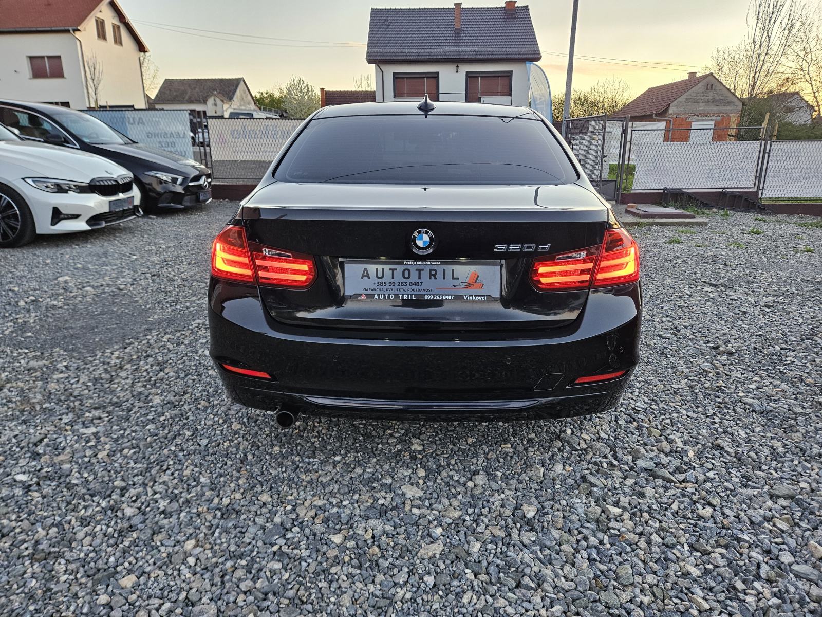 BMW serija 3 320d SPORT LINE,NAVIGACIJA,MODELI VOŽNJE,REZERVIRANO!, fotografija 6