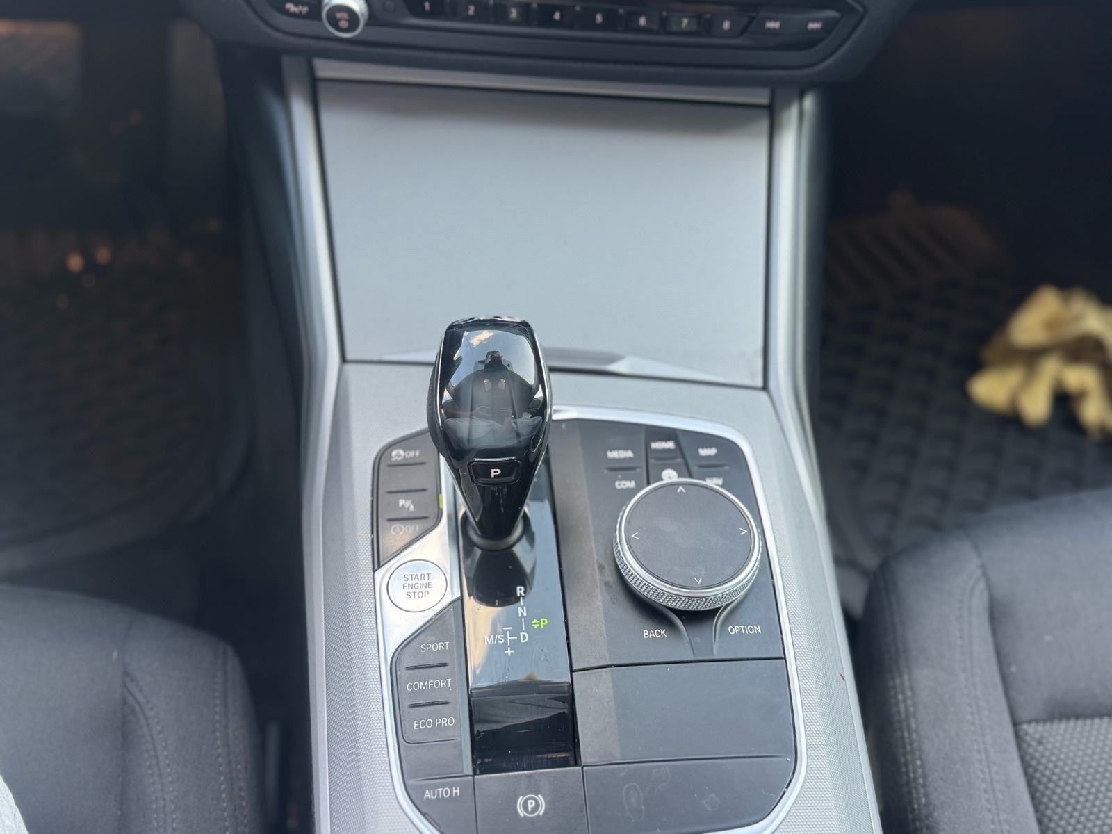 BMW serija 3 320d •VIRTUAL COCKPIT•LED SVJETLA•GRIJANJE SJEDALA•ALU, fotografija 9
