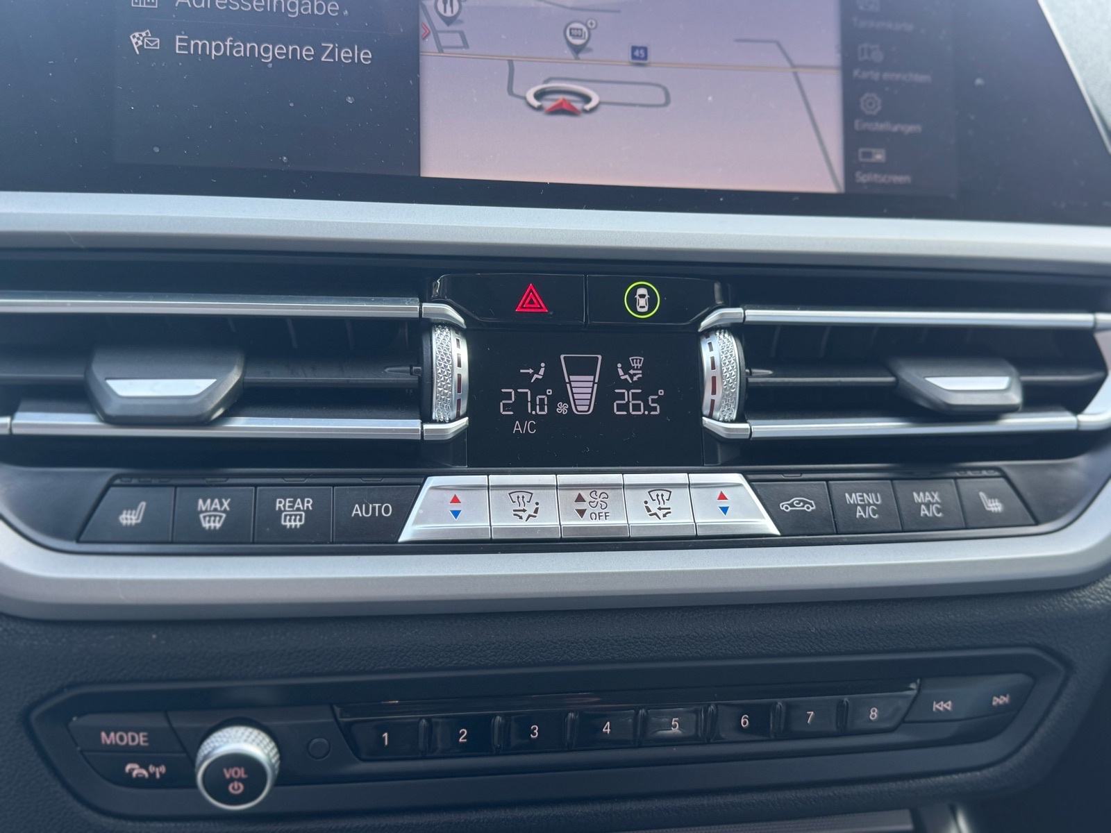 BMW serija 3 320d •VIRTUAL COCKPIT•LED SVJETLA•GRIJANJE SJEDALA•ALU, fotografija 8