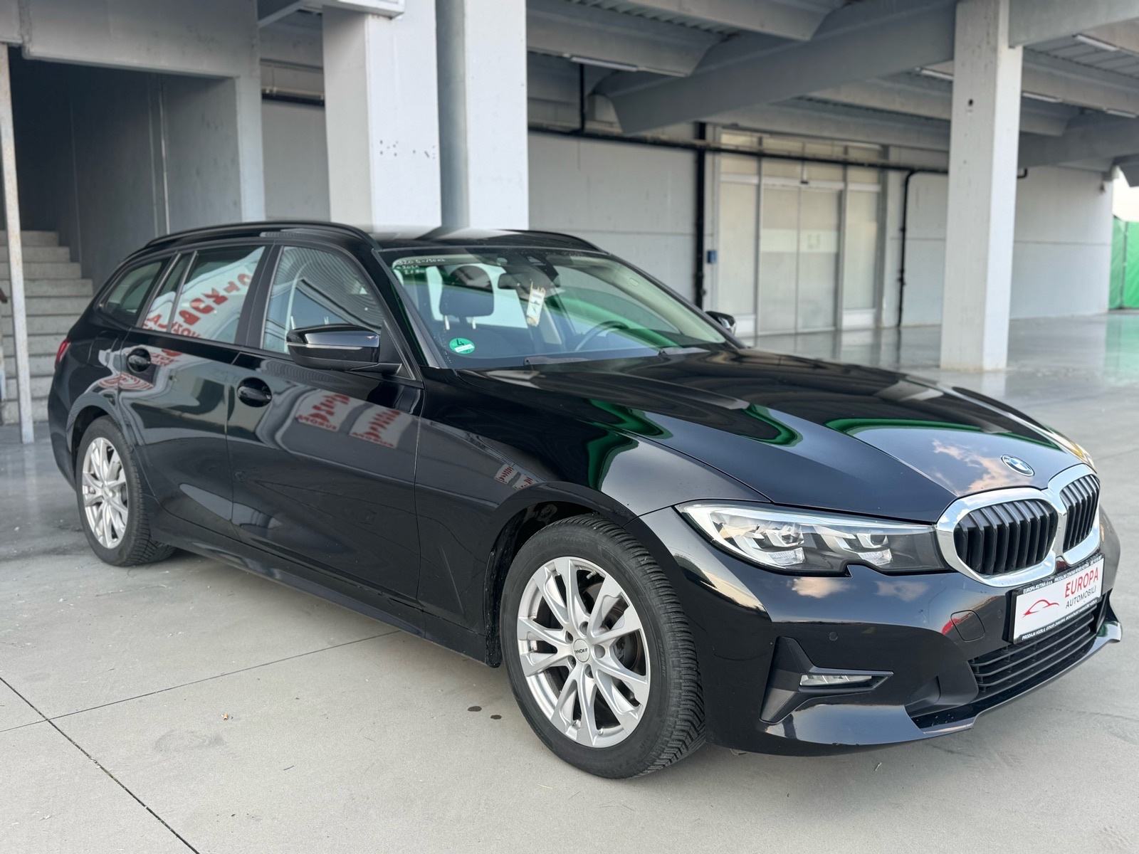 BMW serija 3 320d •VIRTUAL COCKPIT•LED SVJETLA•GRIJANJE SJEDALA•ALU, fotografija 17
