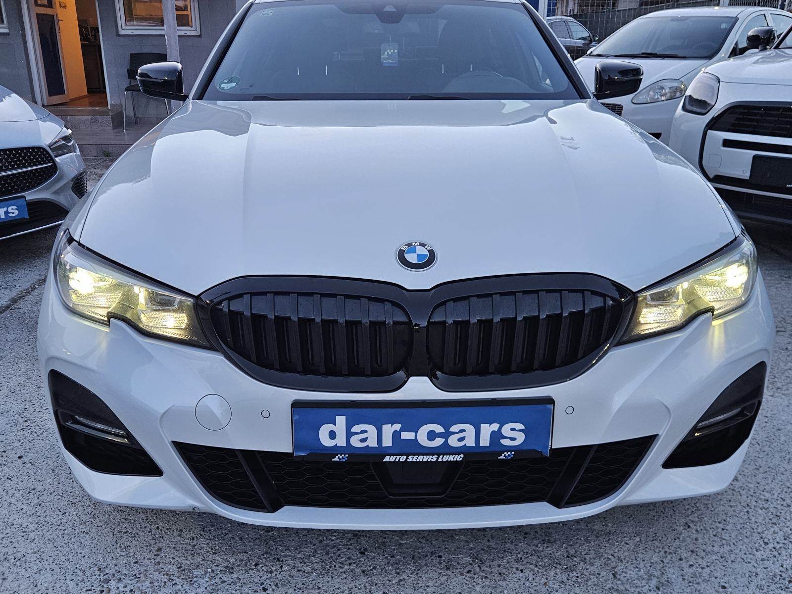BMW serija 3 320d X DRIVE **M PAKET,FULL,GAR.GOD DANA **, fotografija 10