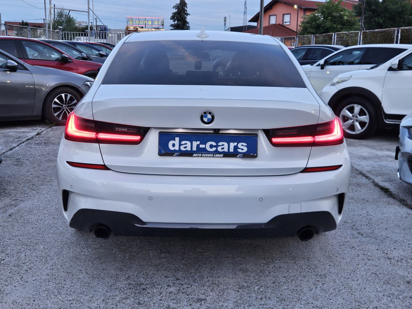 BMW serija 3 320d X DRIVE **M PAKET,FULL,GAR.GOD DANA **, fotografija 6