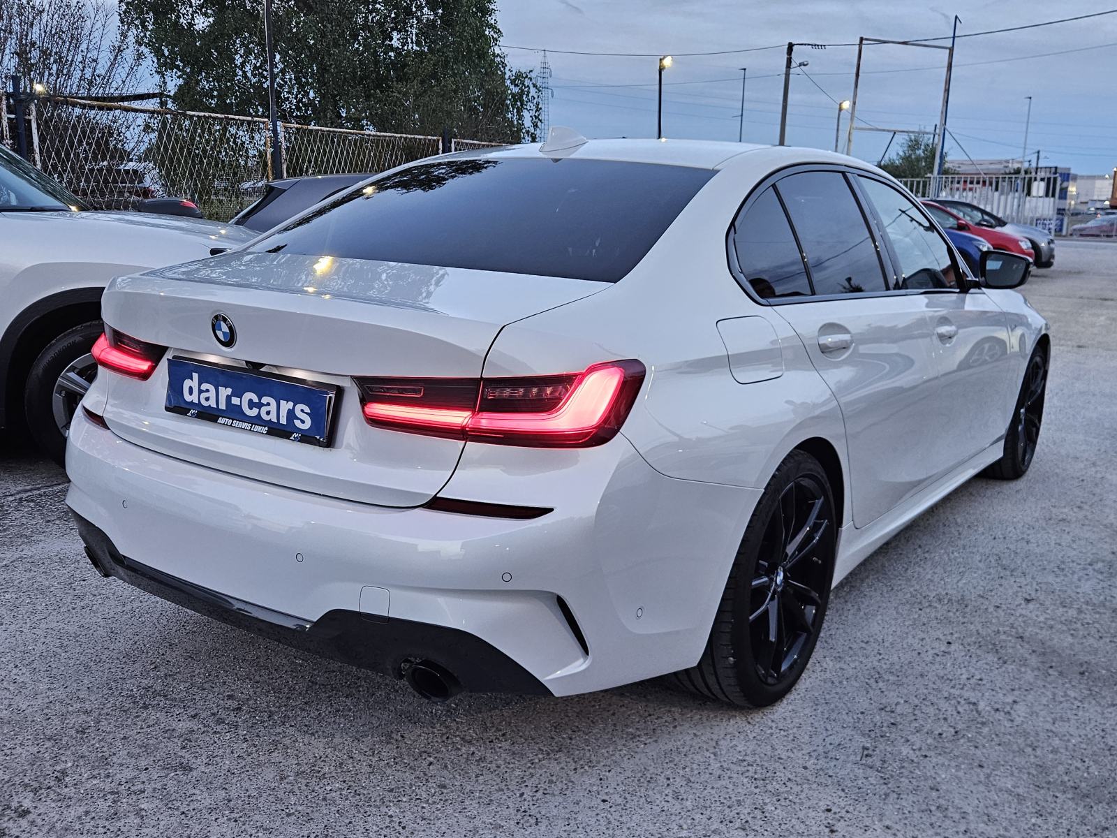 BMW serija 3 320d X DRIVE **M PAKET,FULL,GAR.GOD DANA **, fotografija 8