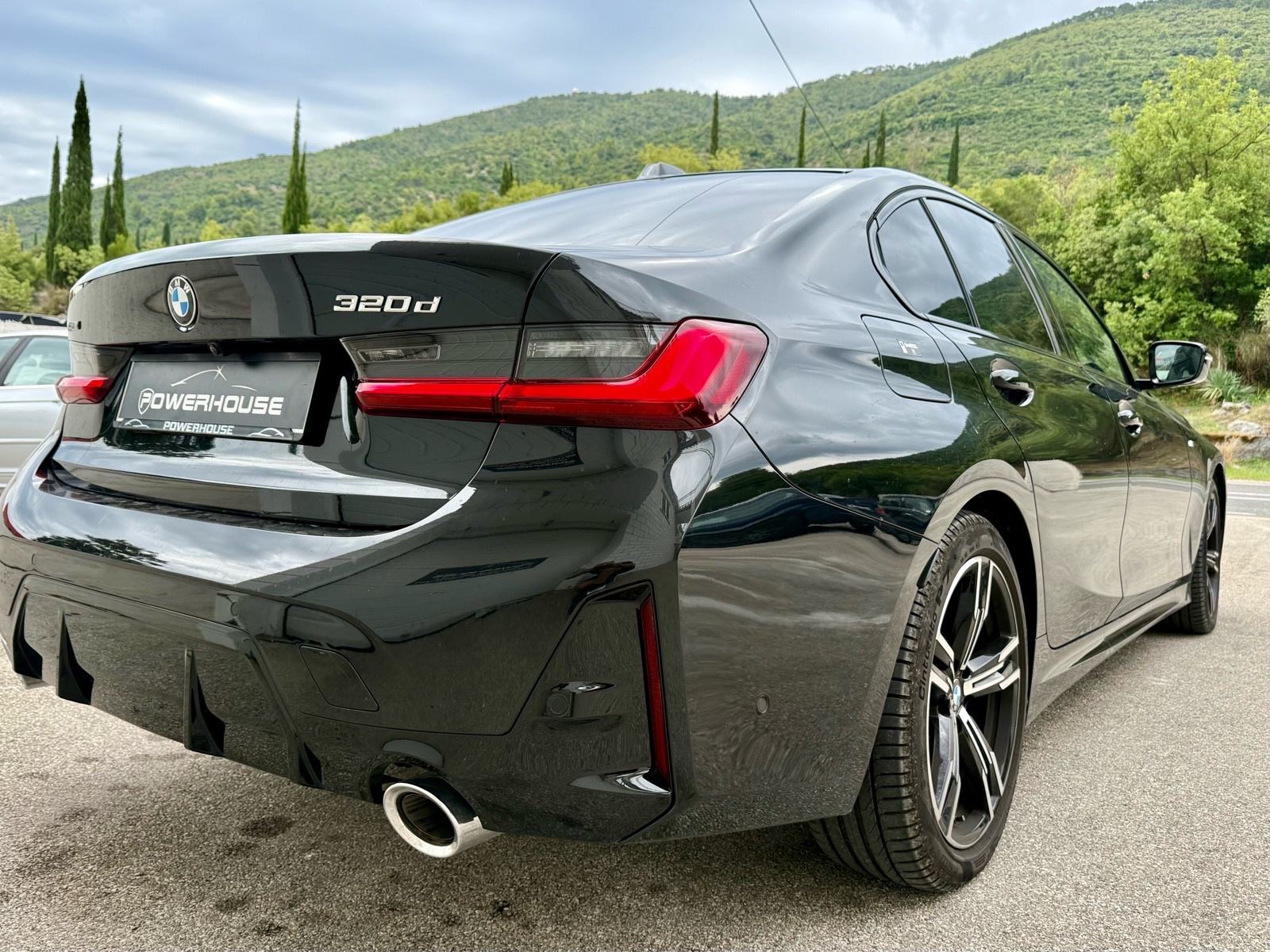 BMW serija 3 320d xdrive automatik M sport, fotografija 10