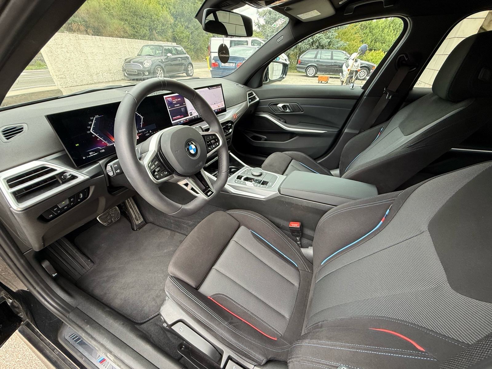 BMW serija 3 320d xdrive automatik M sport, fotografija 19