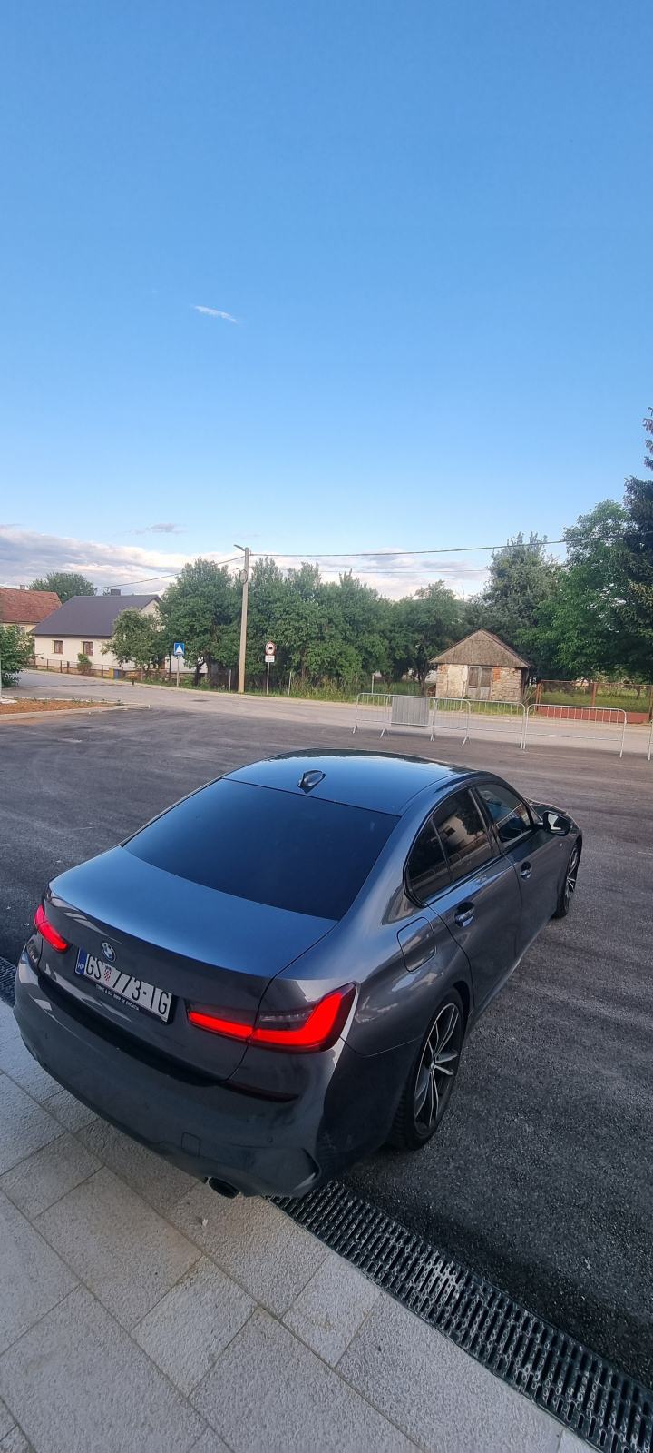 BMW serija 3 320d xdrive M-sport, fotografija 11