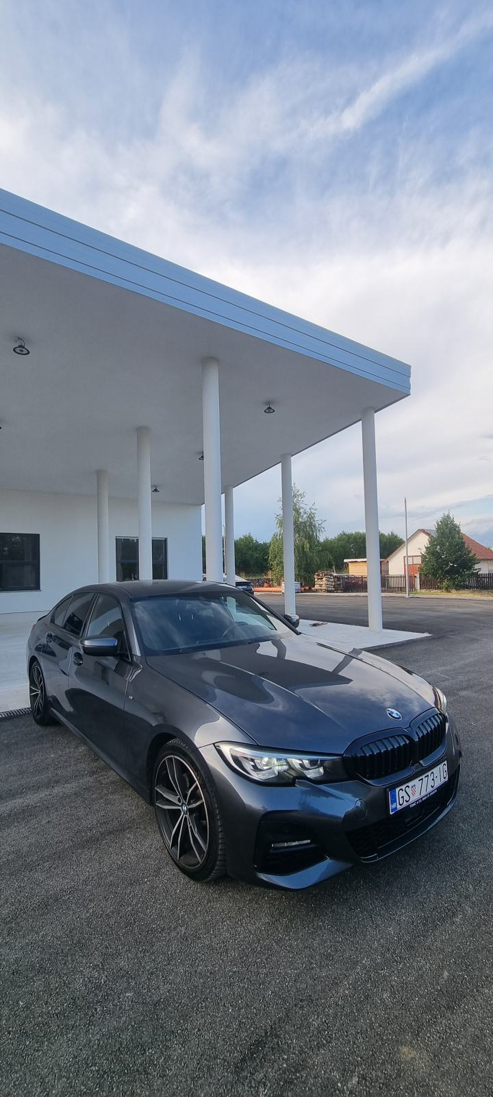 BMW serija 3 320d xdrive M-sport, fotografija 16