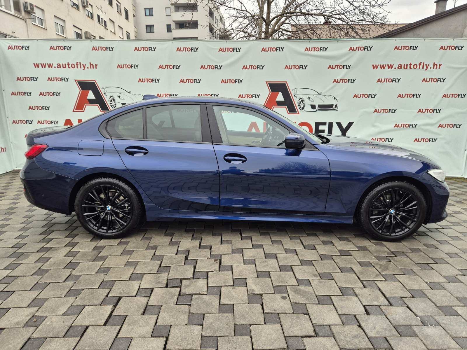 BMW serija 3 320d xDrive Sport Line, Shadow, Navigacija, Tempomat, 18", fotografija 5