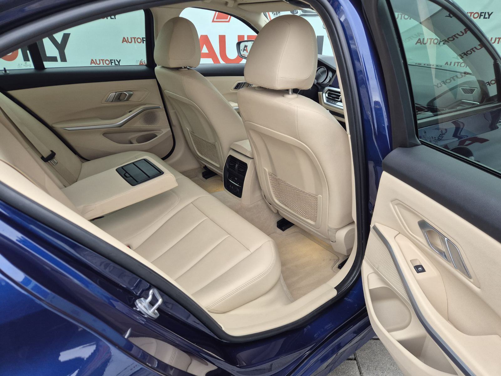 BMW serija 3 320d xDrive Sport Line, Shadow, Navigacija, Tempomat, 18", fotografija 15