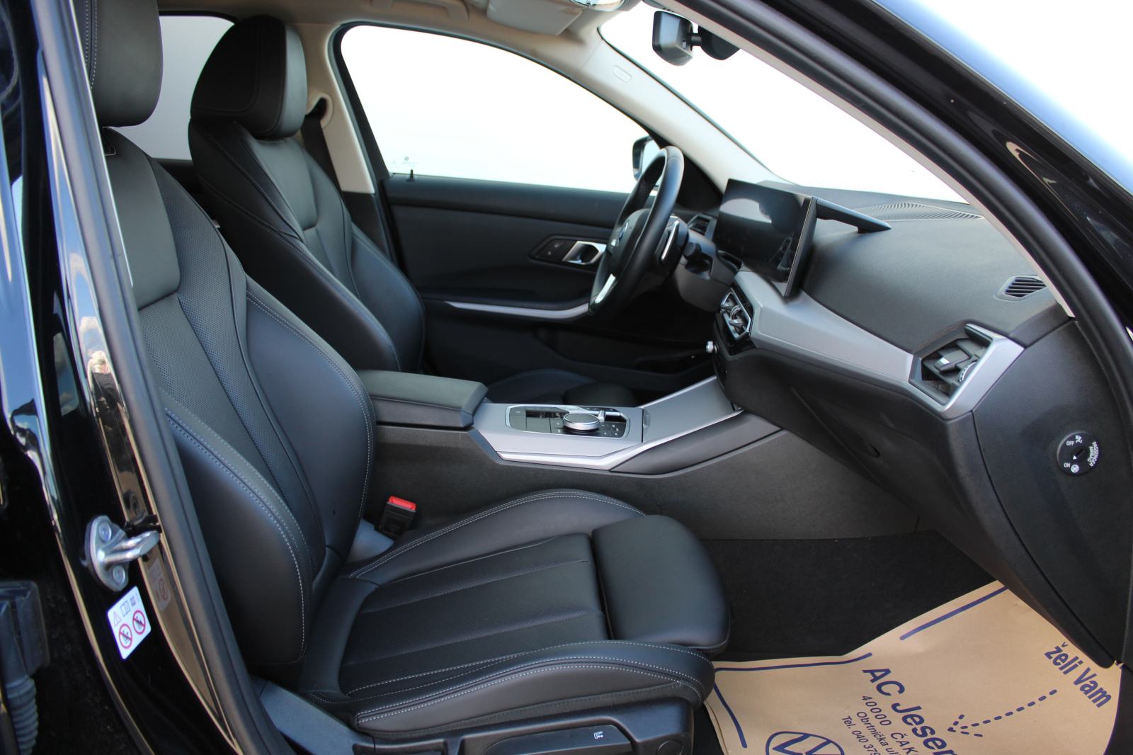 BMW serija 3 320e Aut., fotografija 11