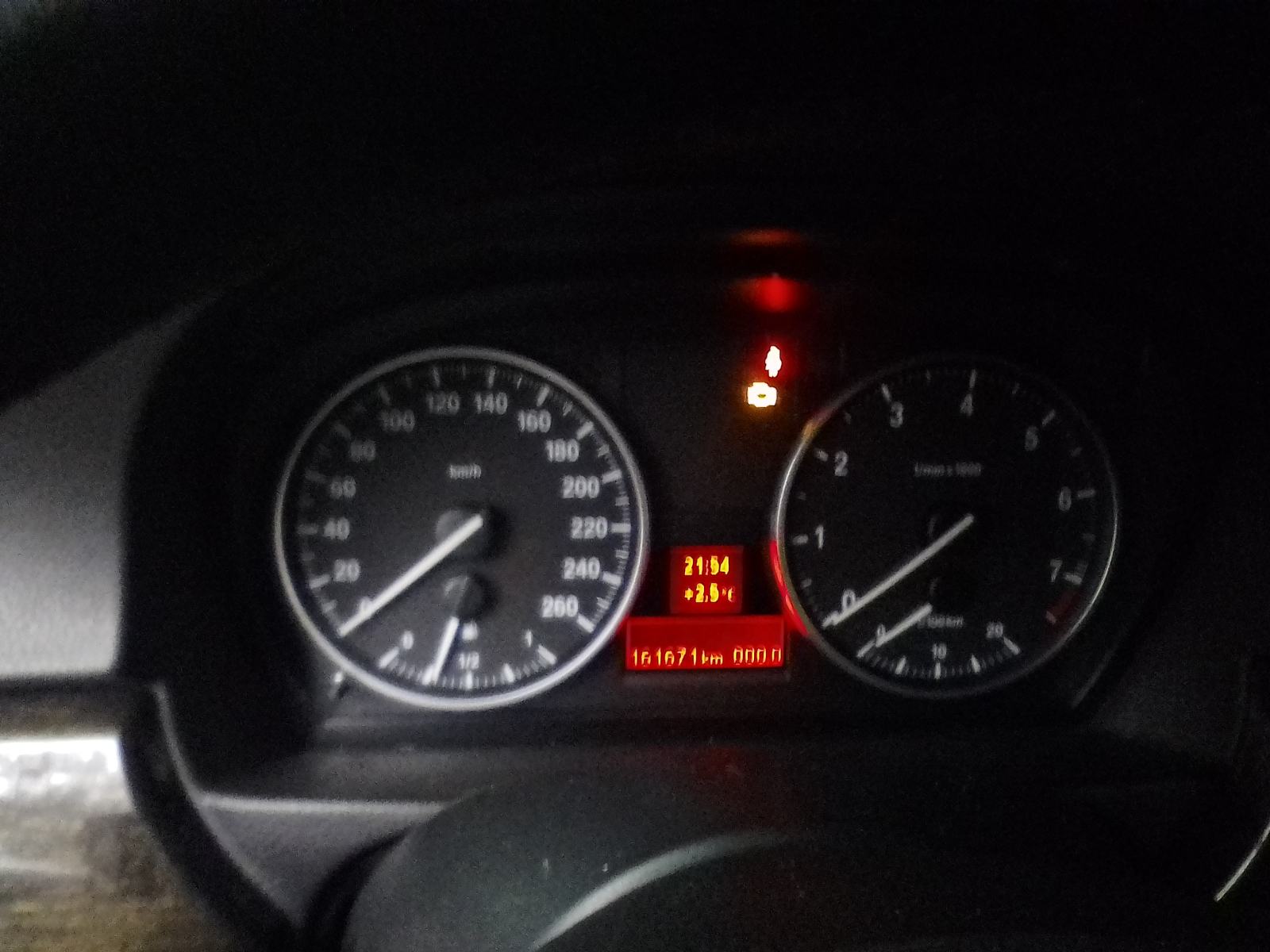 BMW serija 3 320i, fotografija 10