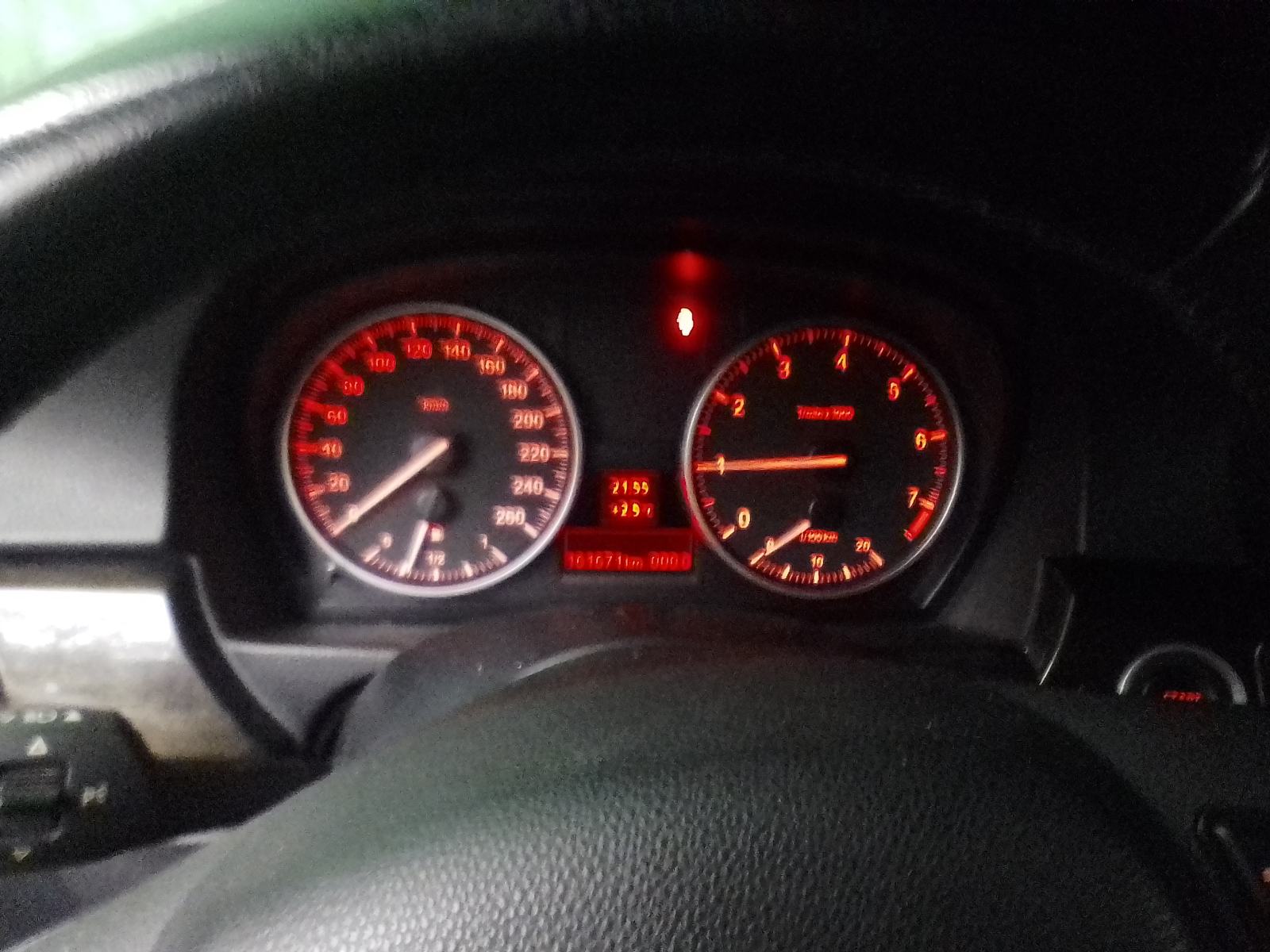 BMW serija 3 320i, fotografija 14