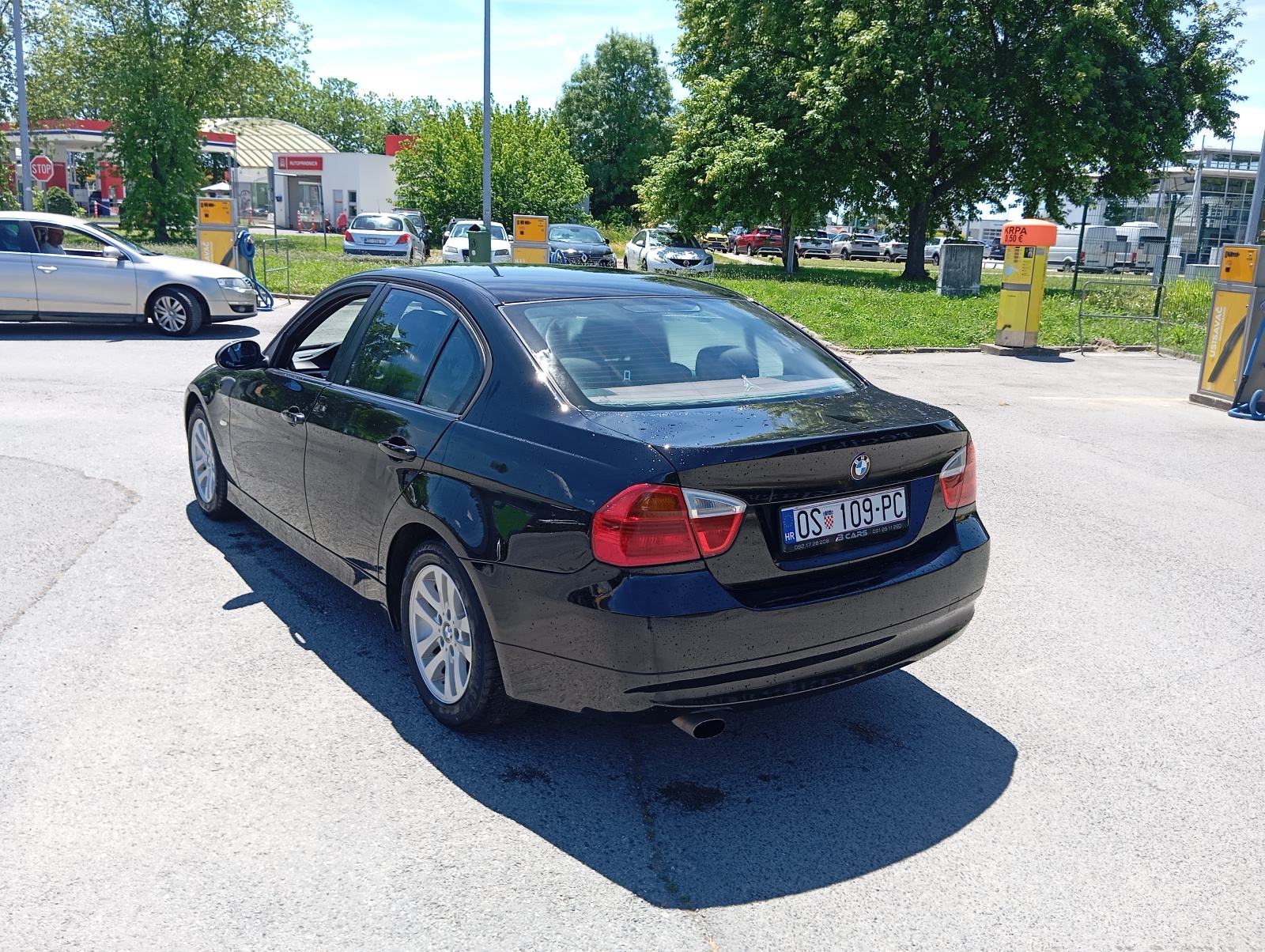 BMW serija 3 320i, pogled izvana - slika 3