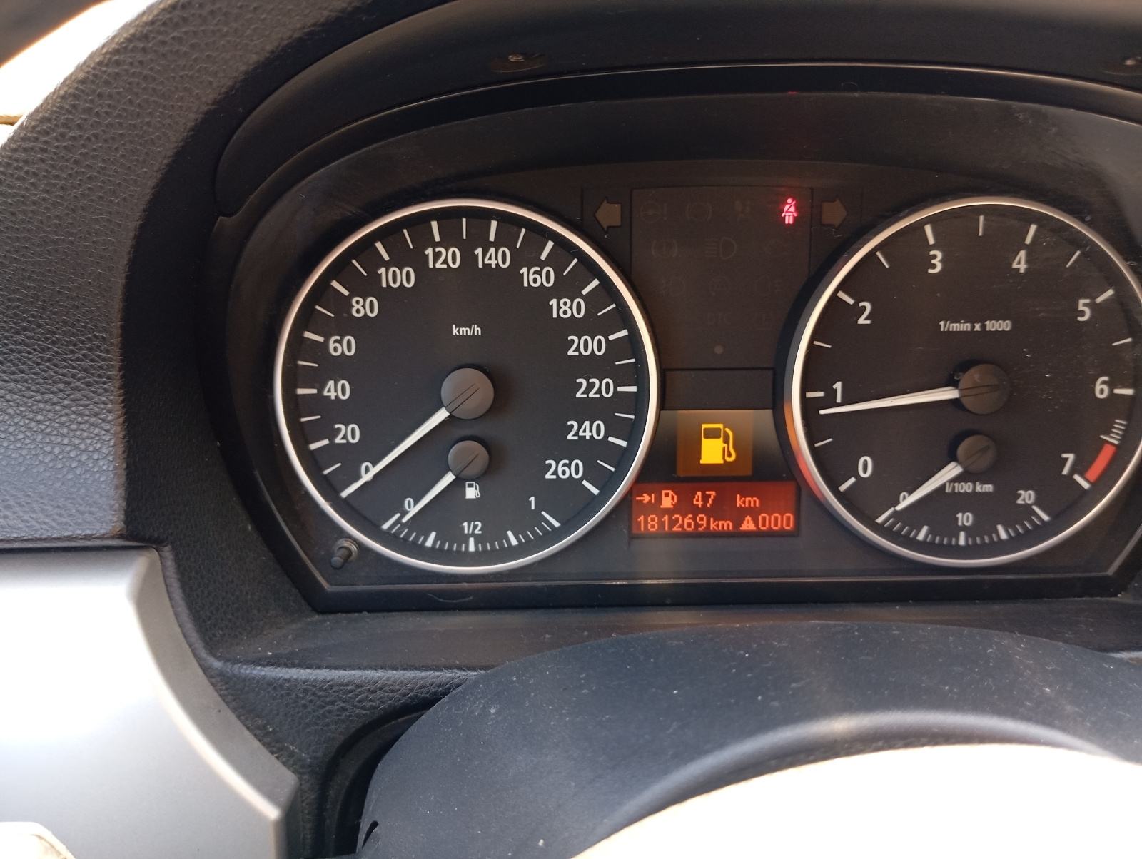 BMW serija 3 320i, fotografija 11