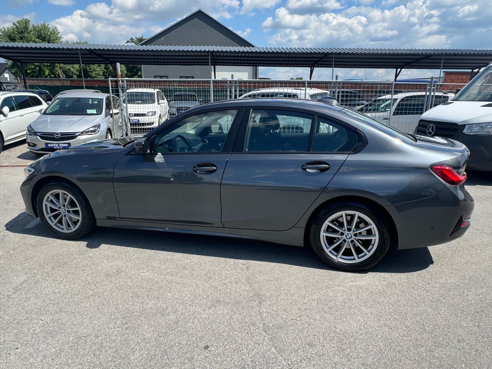 BMW serija 3 320xdrive automatik, fotografija 7