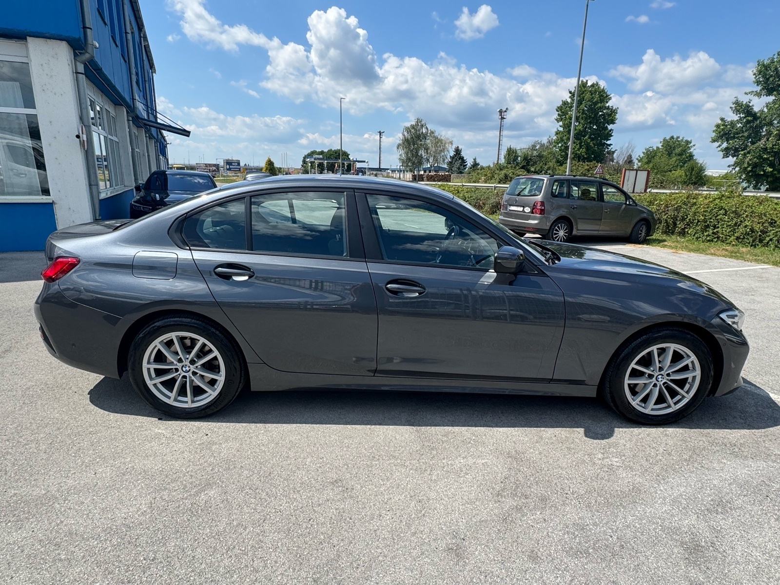 BMW serija 3 320xdrive automatik, fotografija 3