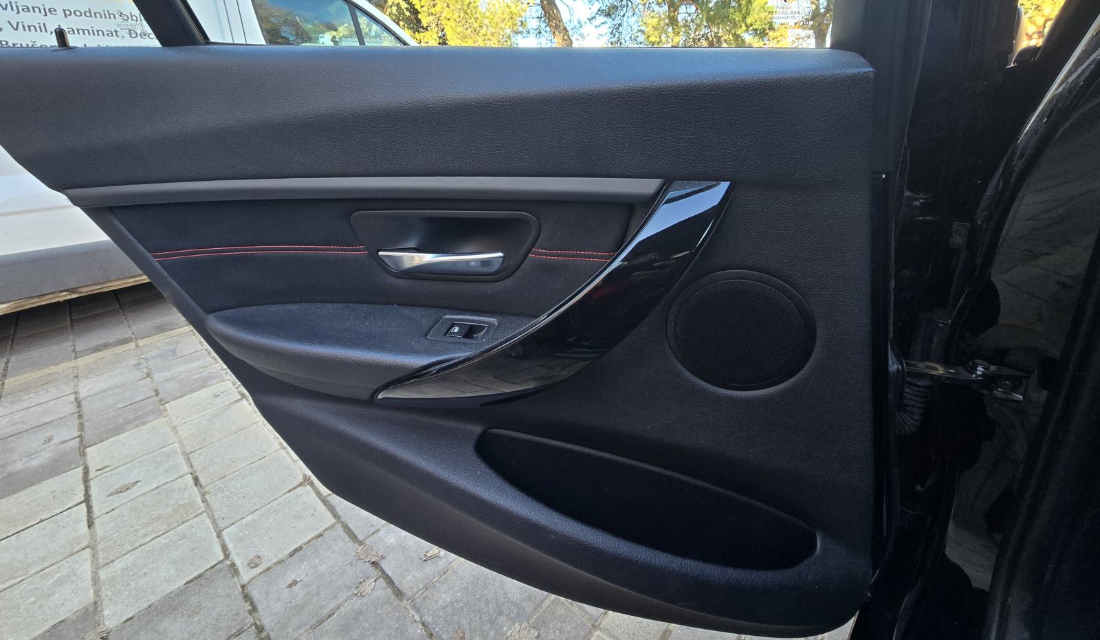 BMW serija 3 325d, fotografija 6