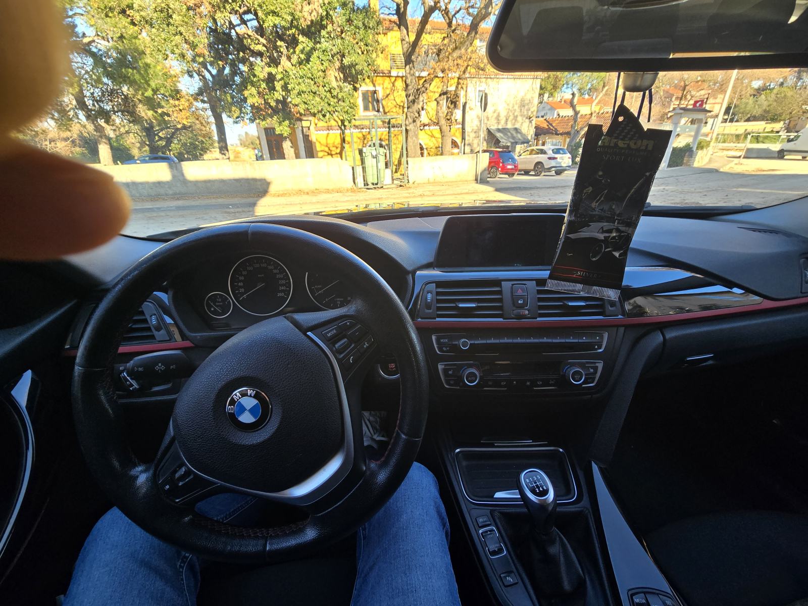 BMW serija 3 325d, fotografija 7