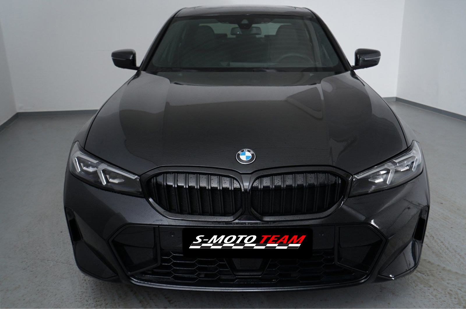 BMW serija 3 330d xDrive M-Sport, fotografija 3
