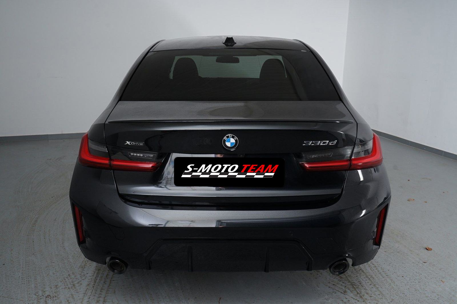BMW serija 3 330d xDrive M-Sport, fotografija 4