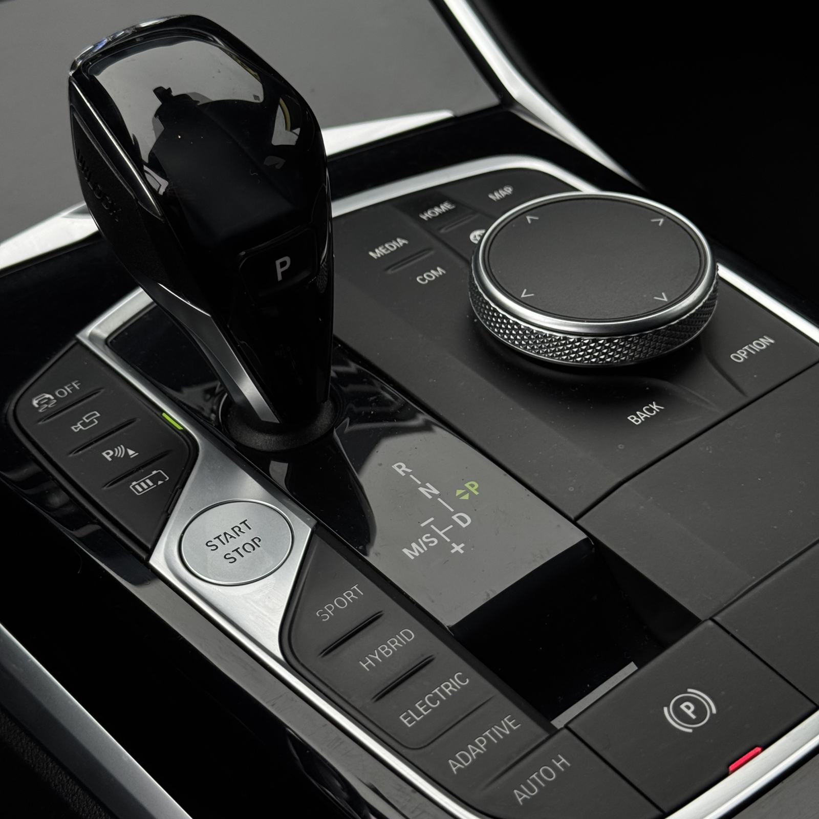 BMW 330e ///M SPORT INDIVIDUAL #292KS #LASER #U SUSTAVU PDV-a, fotografija 18