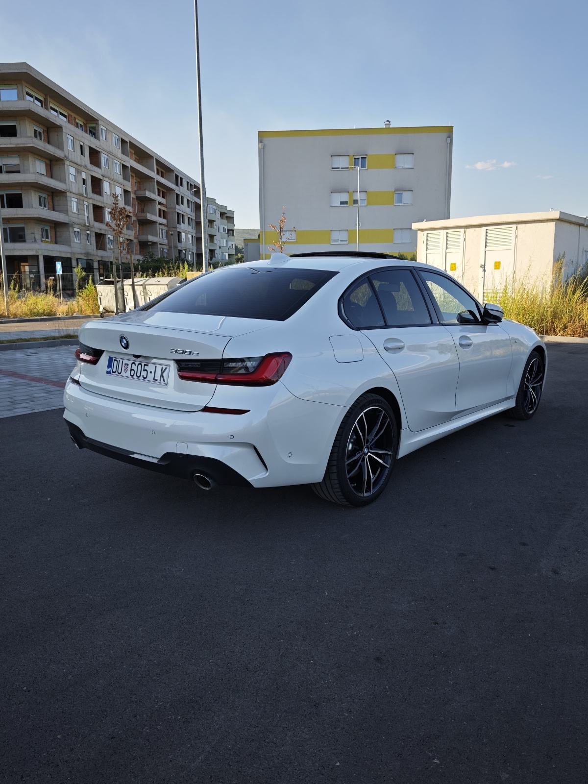BMW 330e G20 M-sport, Laser, 360°,LEASING,Xtraboost, fotografija 6