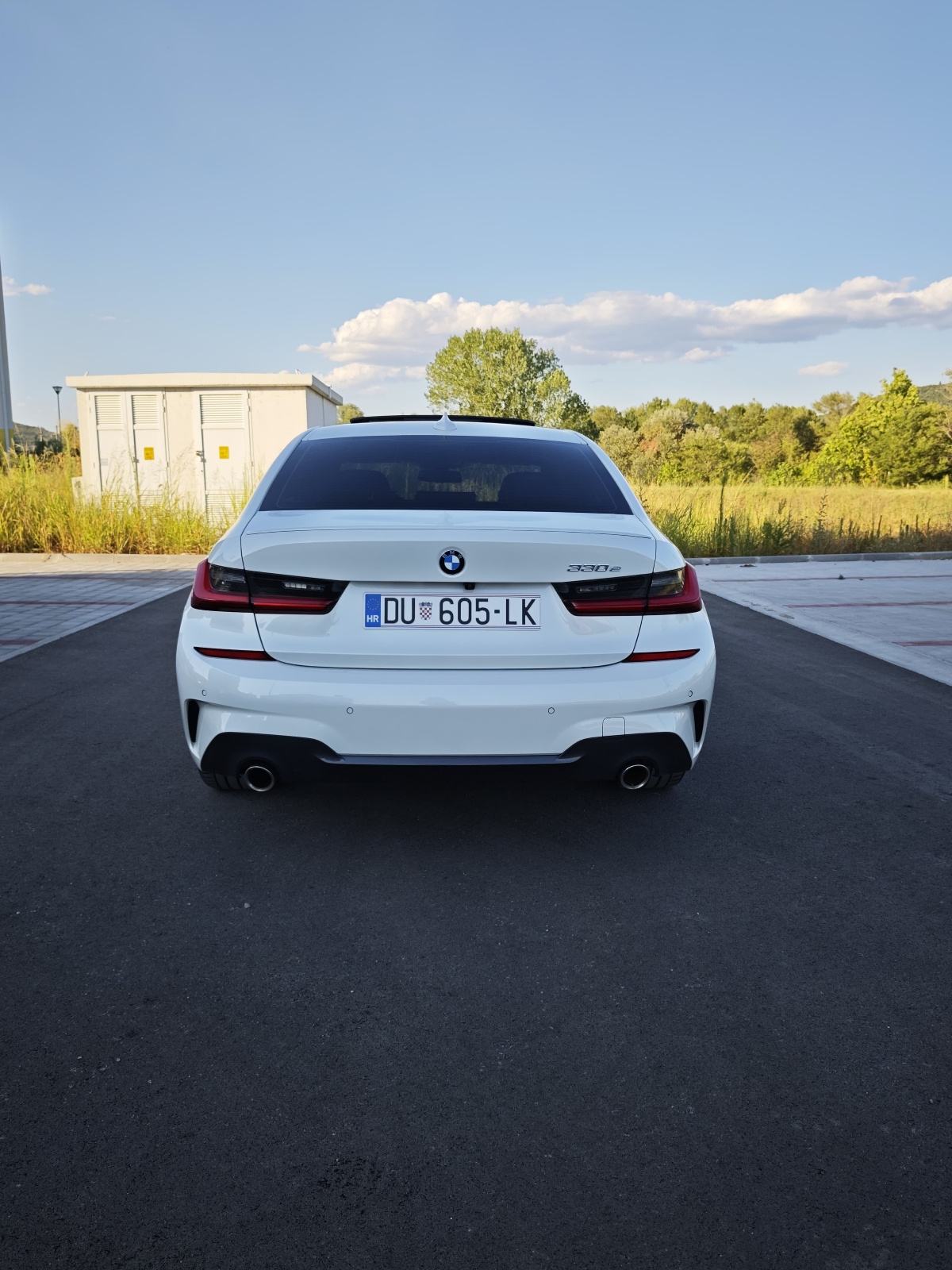 BMW 330e G20 M-sport, Laser, 360°,LEASING,Xtraboost, fotografija 5