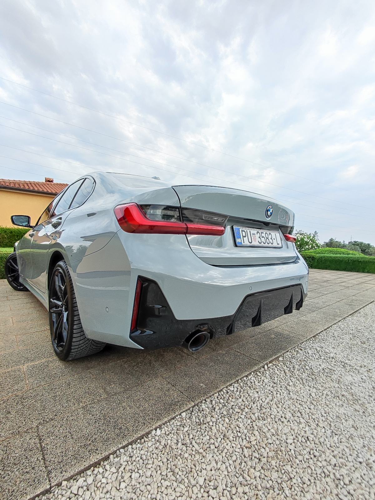 BMW serija 3 330e M Sport, fotografija 4