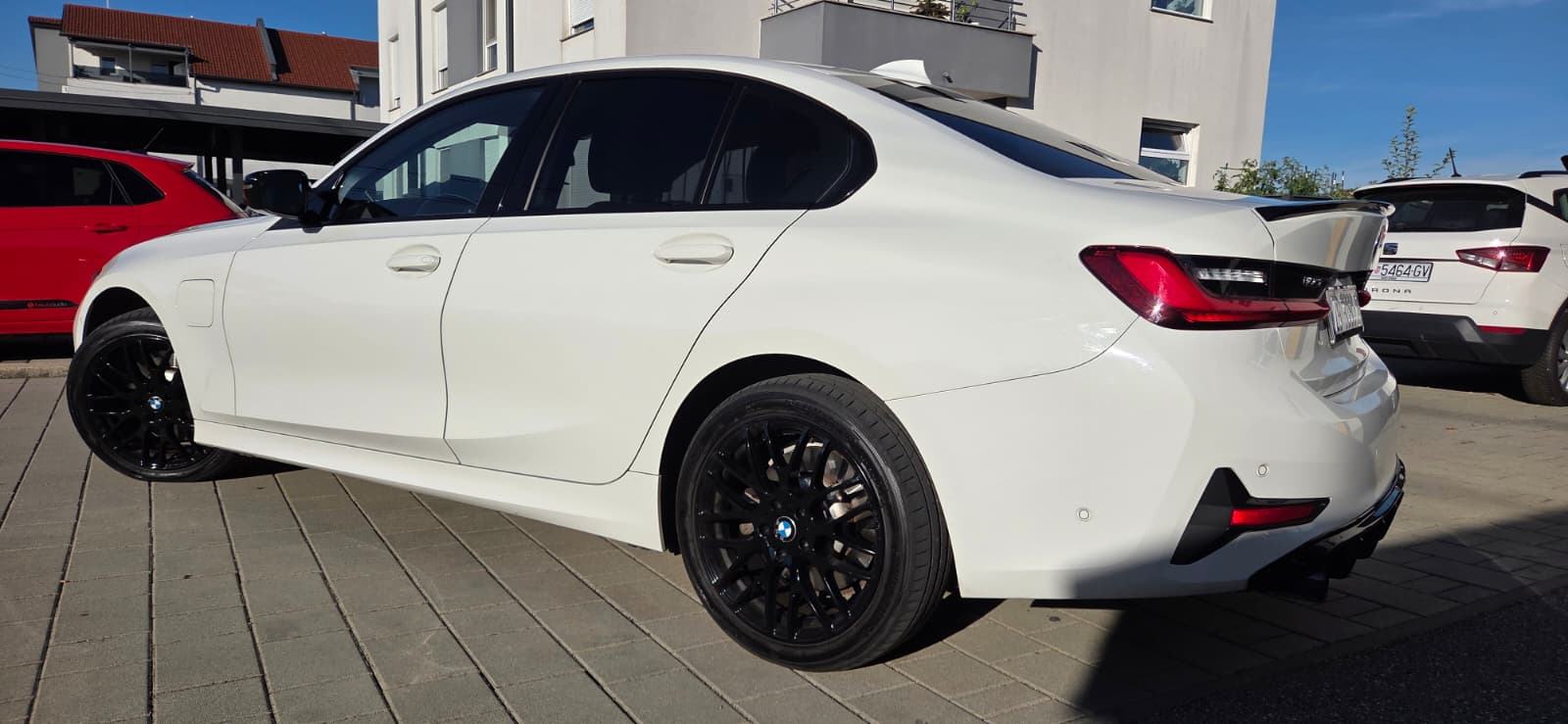 BMW serija 3 330e automatik, fotografija 7