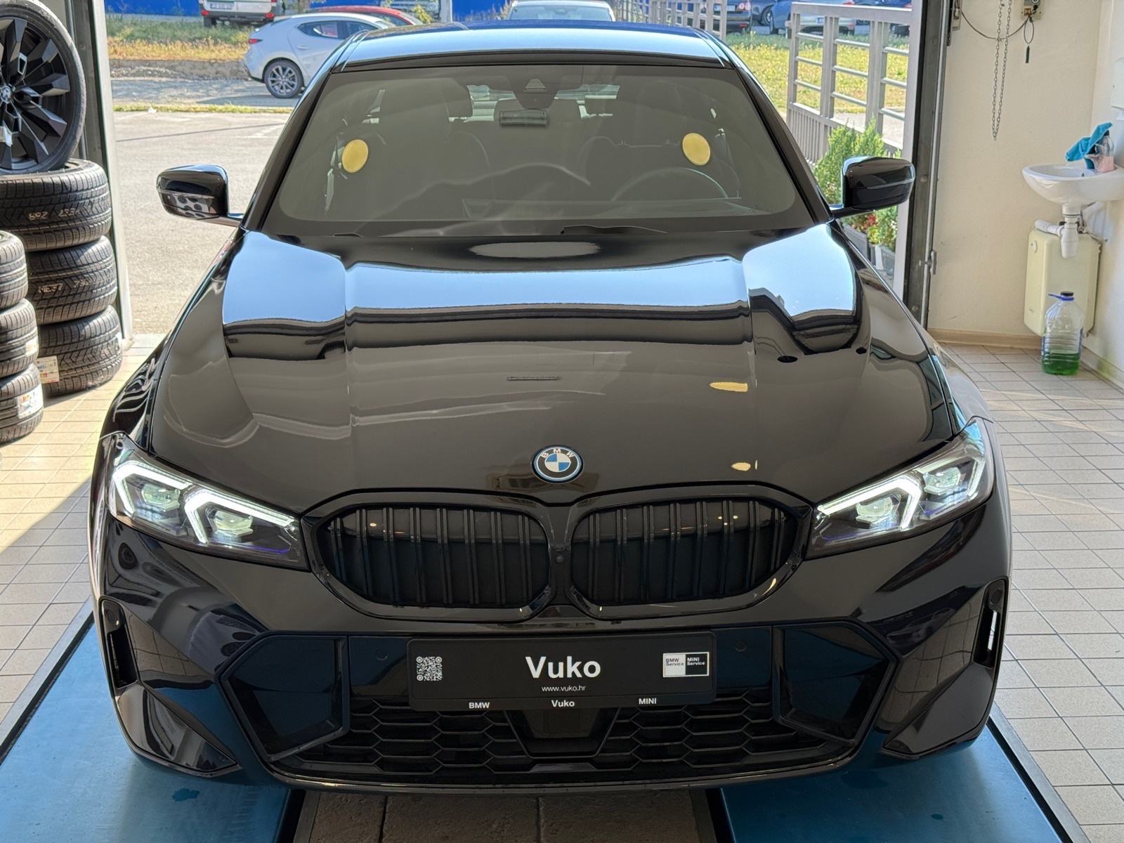 BMW serija 3 330e M SPORT PACKAGE PRO, fotografija 2