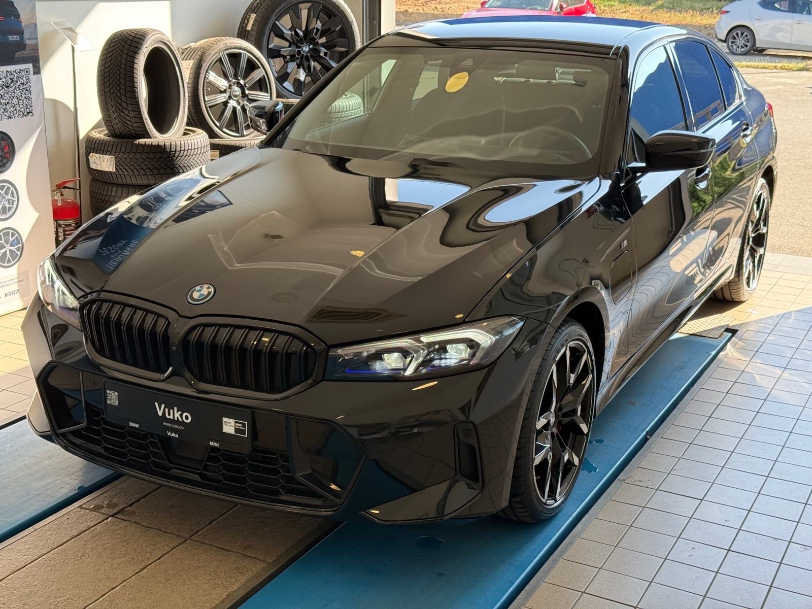 BMW serija 3 330e M SPORT PACKAGE PRO, fotografija 3