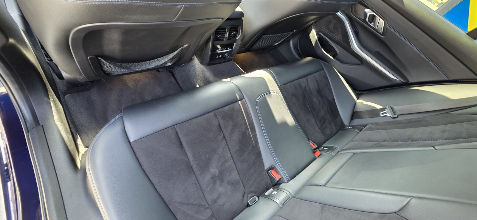 BMW g 20 330e 292ks M paket, fotografija 7