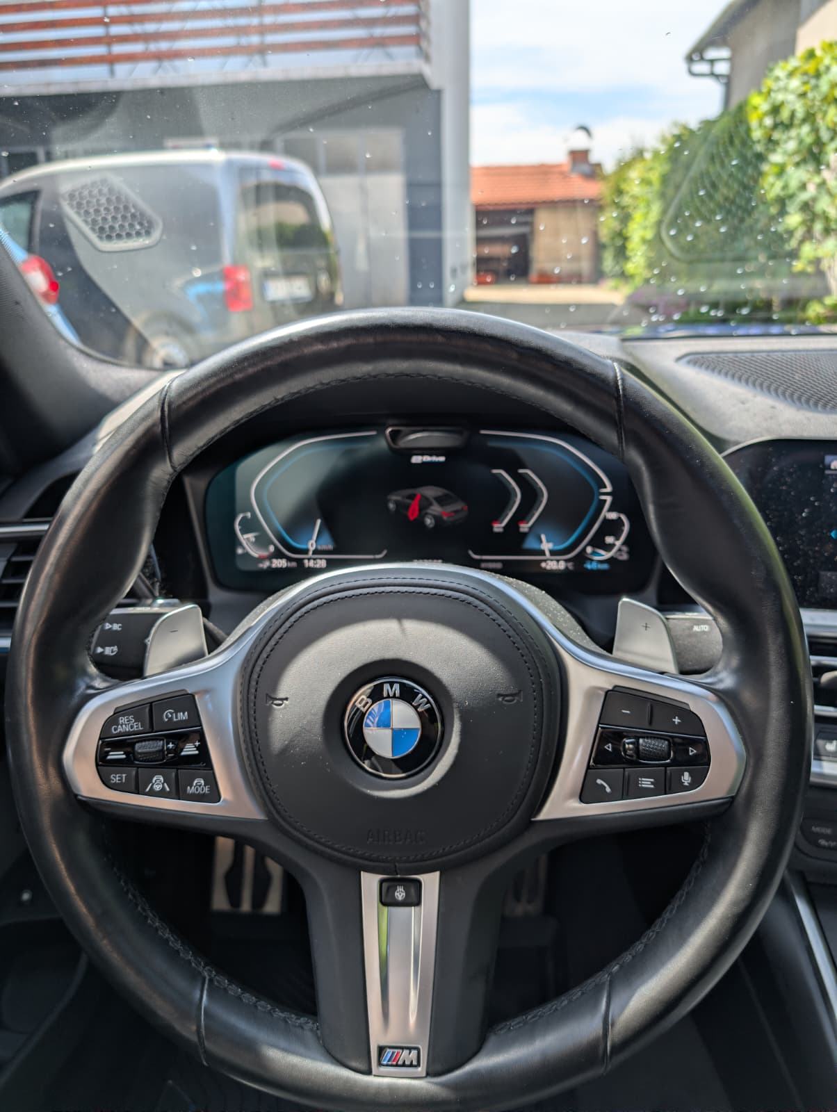 BMW 330e, M Sport, Laser, H&K, 19", Big Navi, fotografija 7