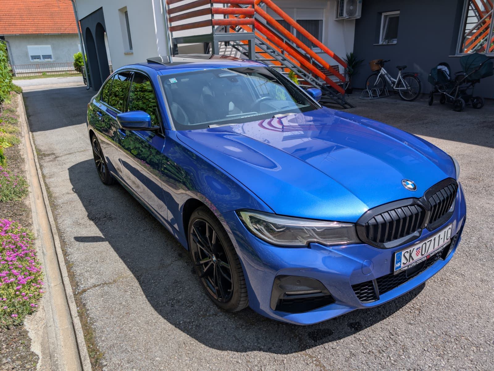 BMW 330e, M Sport, Laser, H&K, 19", Big Navi, fotografija 2