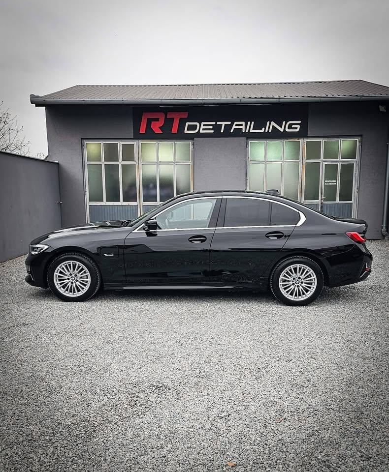 BMW serija 3 330e, fotografija 6