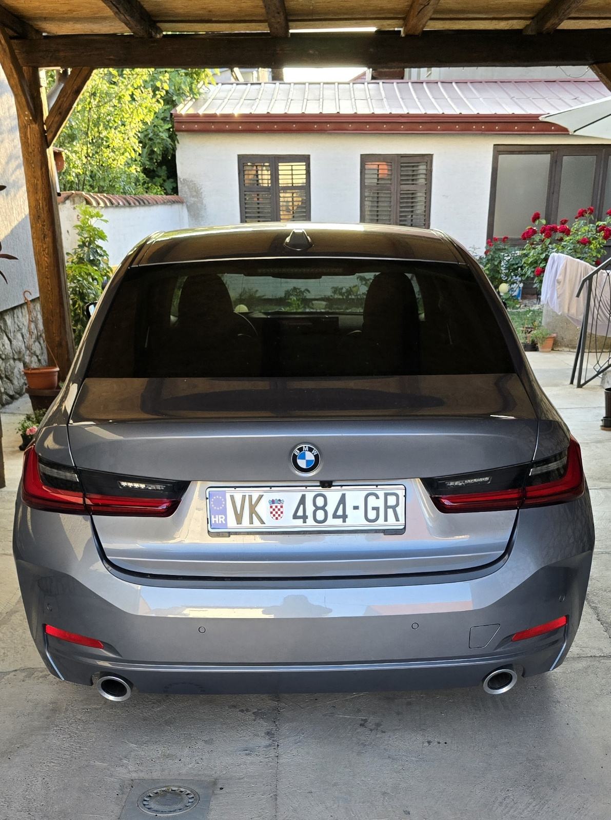 BMW serija 3 330i automatik, fotografija 3