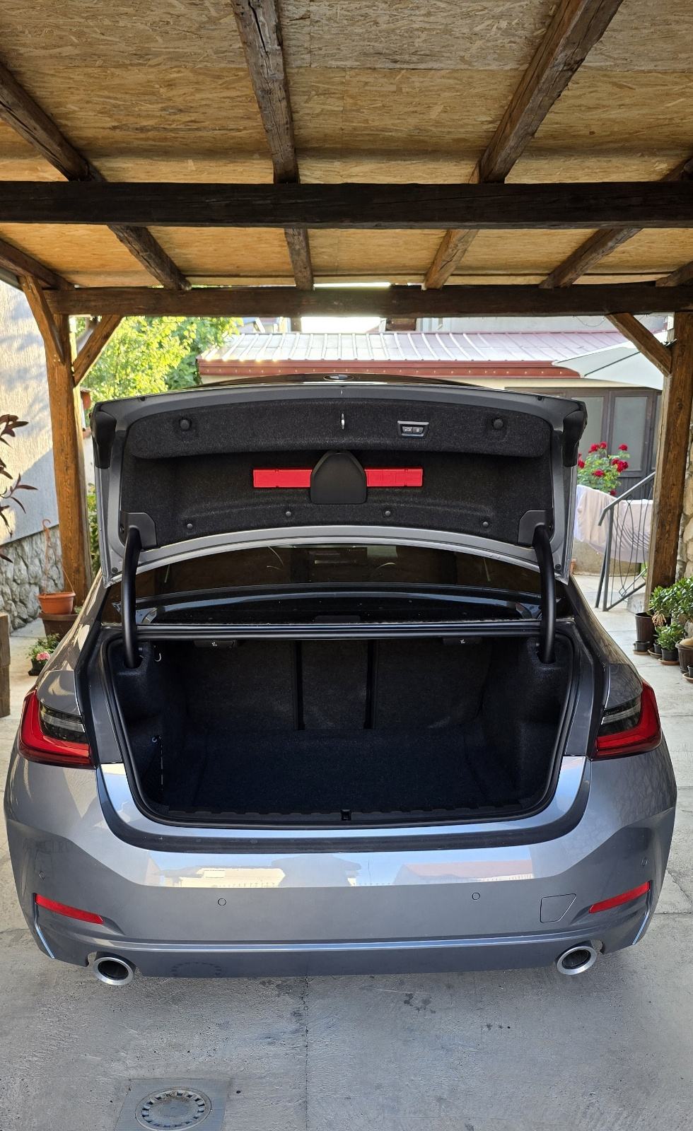 BMW serija 3 330i automatik, fotografija 9
