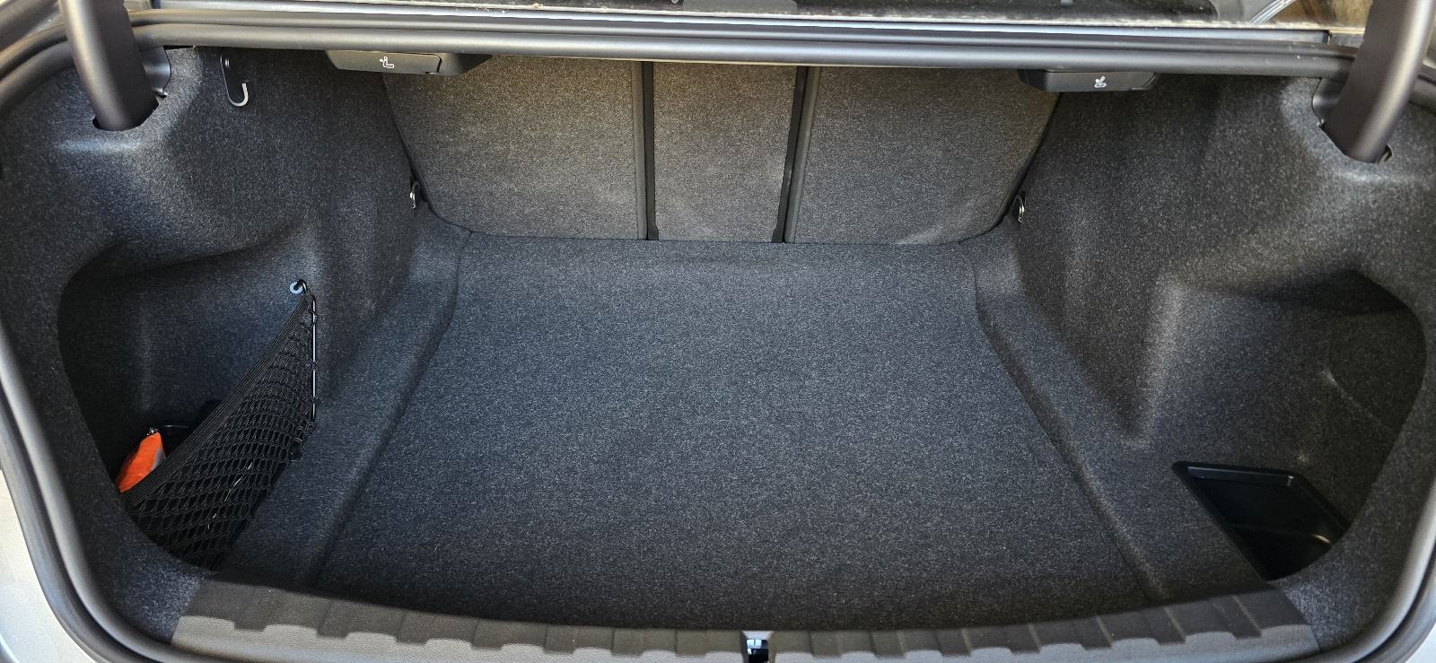BMW serija 3 330i automatik, fotografija 12