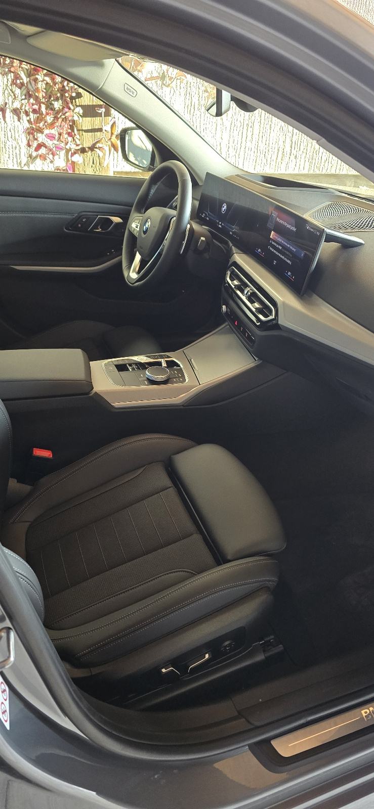 BMW serija 3 330i automatik, fotografija 19