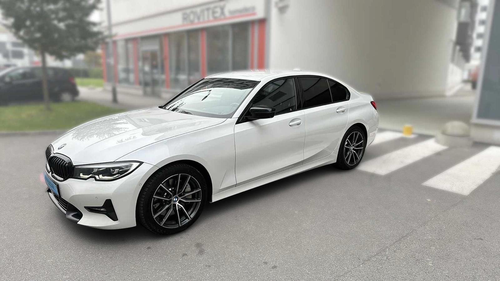 BMW serija 3 330i, fotografija 4