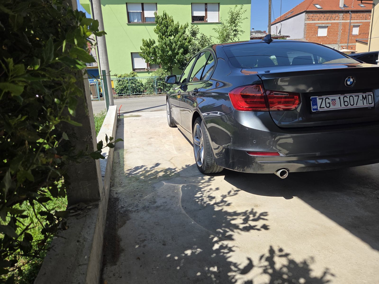 BMW 316d F30 Automatik (2.0d), fotografija 5