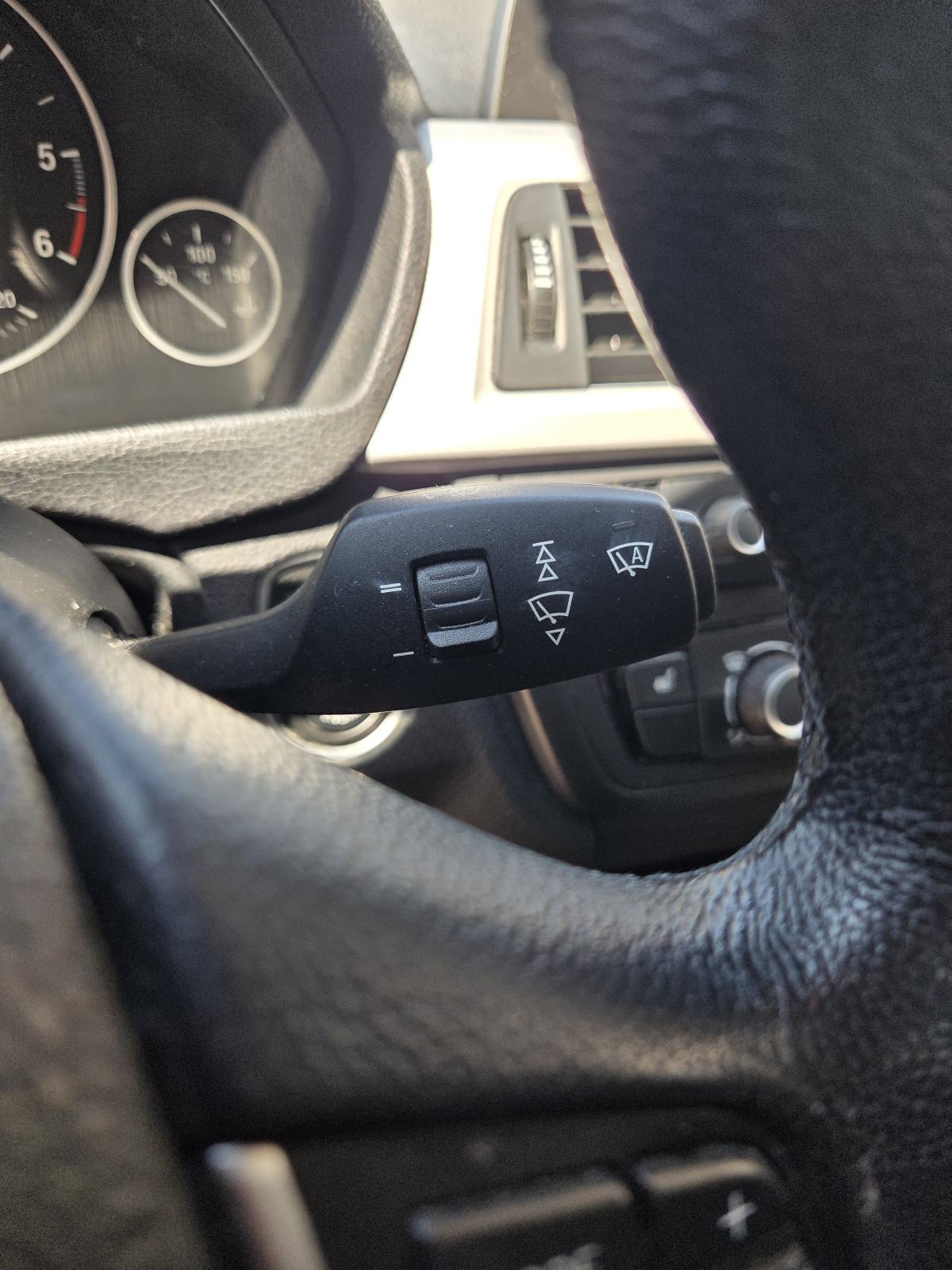 BMW 316d F30 Automatik (2.0d), fotografija 15