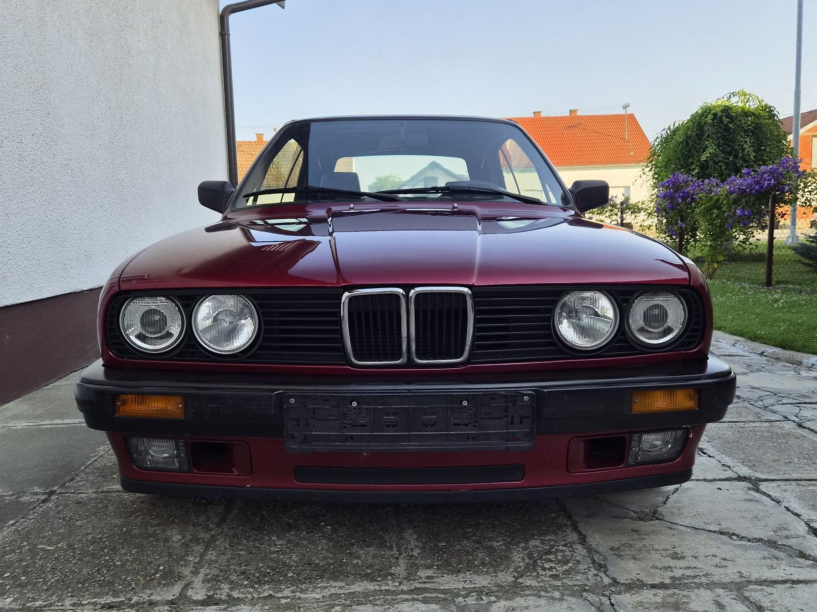BMW E30 Cabrio serija 3 Cabriolet 318i, pogled izvana - slika 3