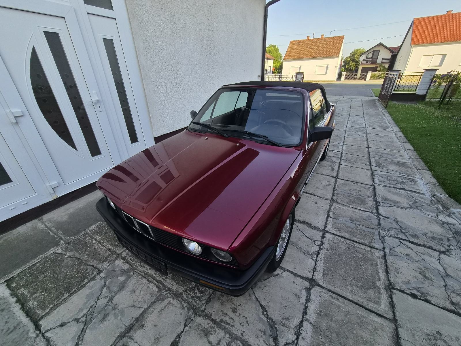 BMW E30 Cabrio serija 3 Cabriolet 318i, pogled izvana - slika 5