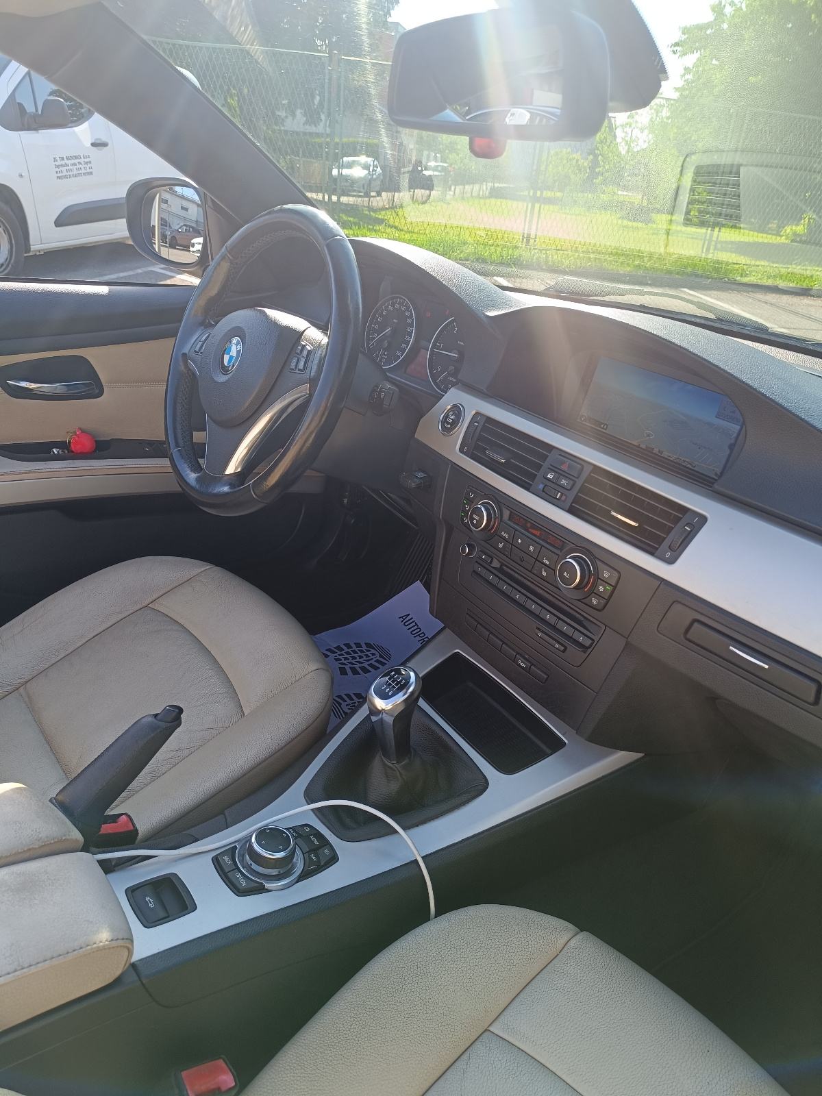 BMW serija 3 Cabriolet 320d, fotografija 13