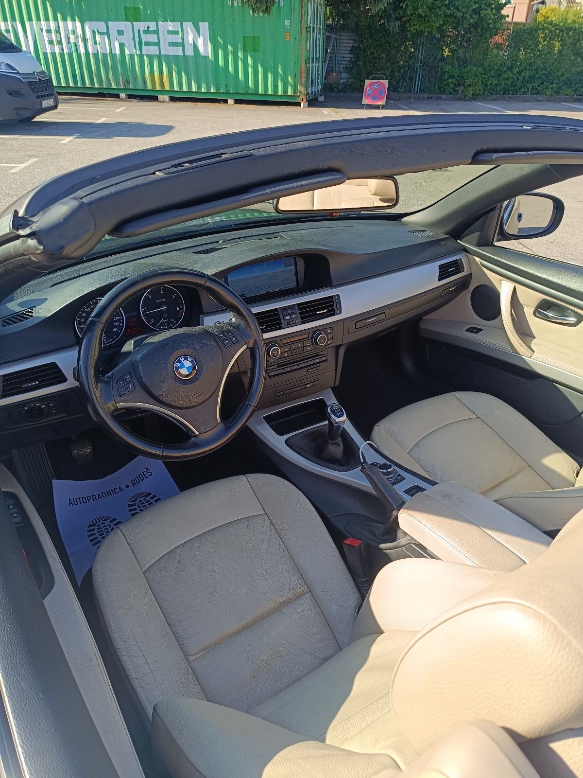 BMW serija 3 Cabriolet 320d, fotografija 11