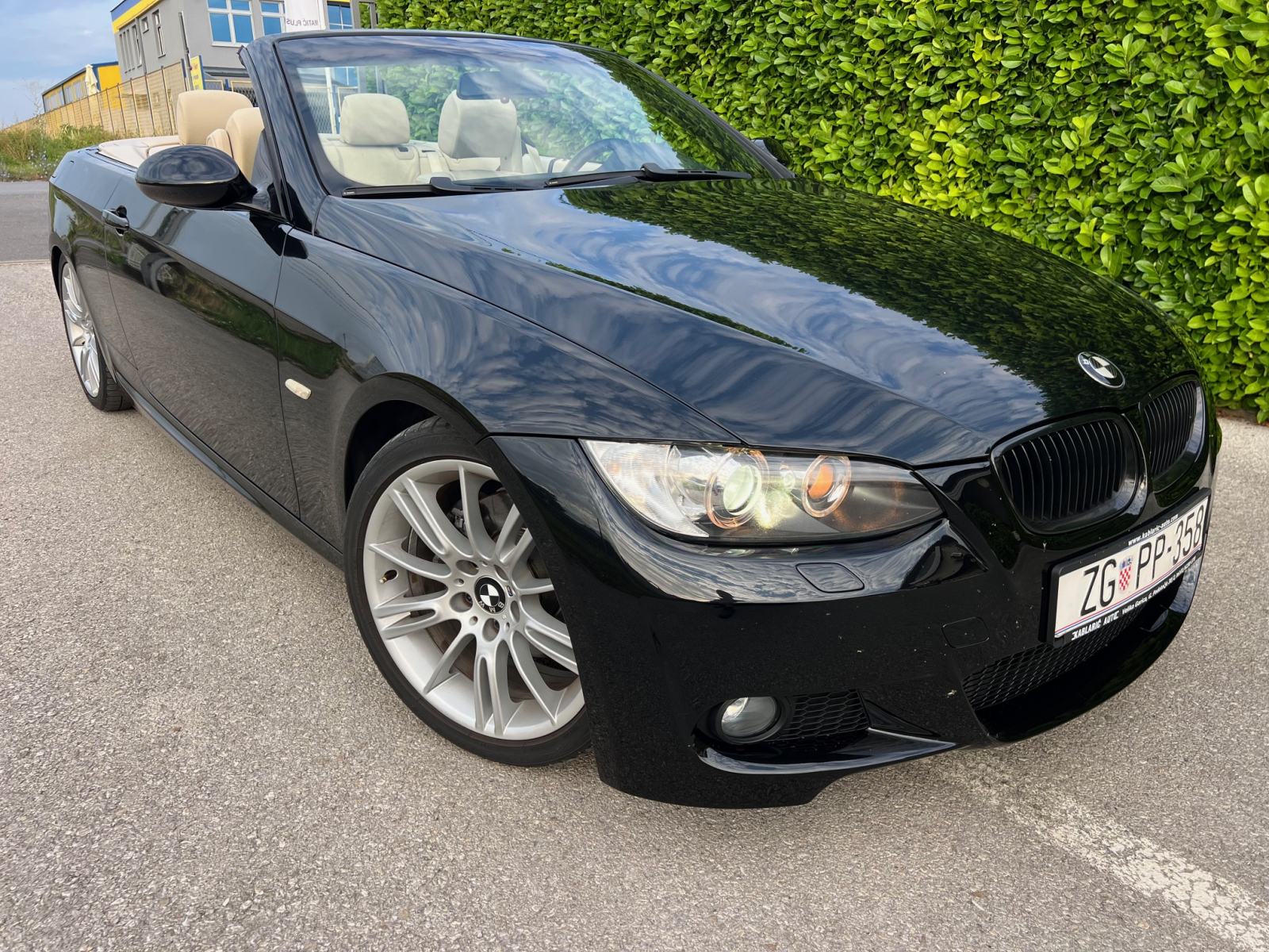 BMW serija 3 Cabriolet 320i, 68 tkm, M-paket., fotografija 4
