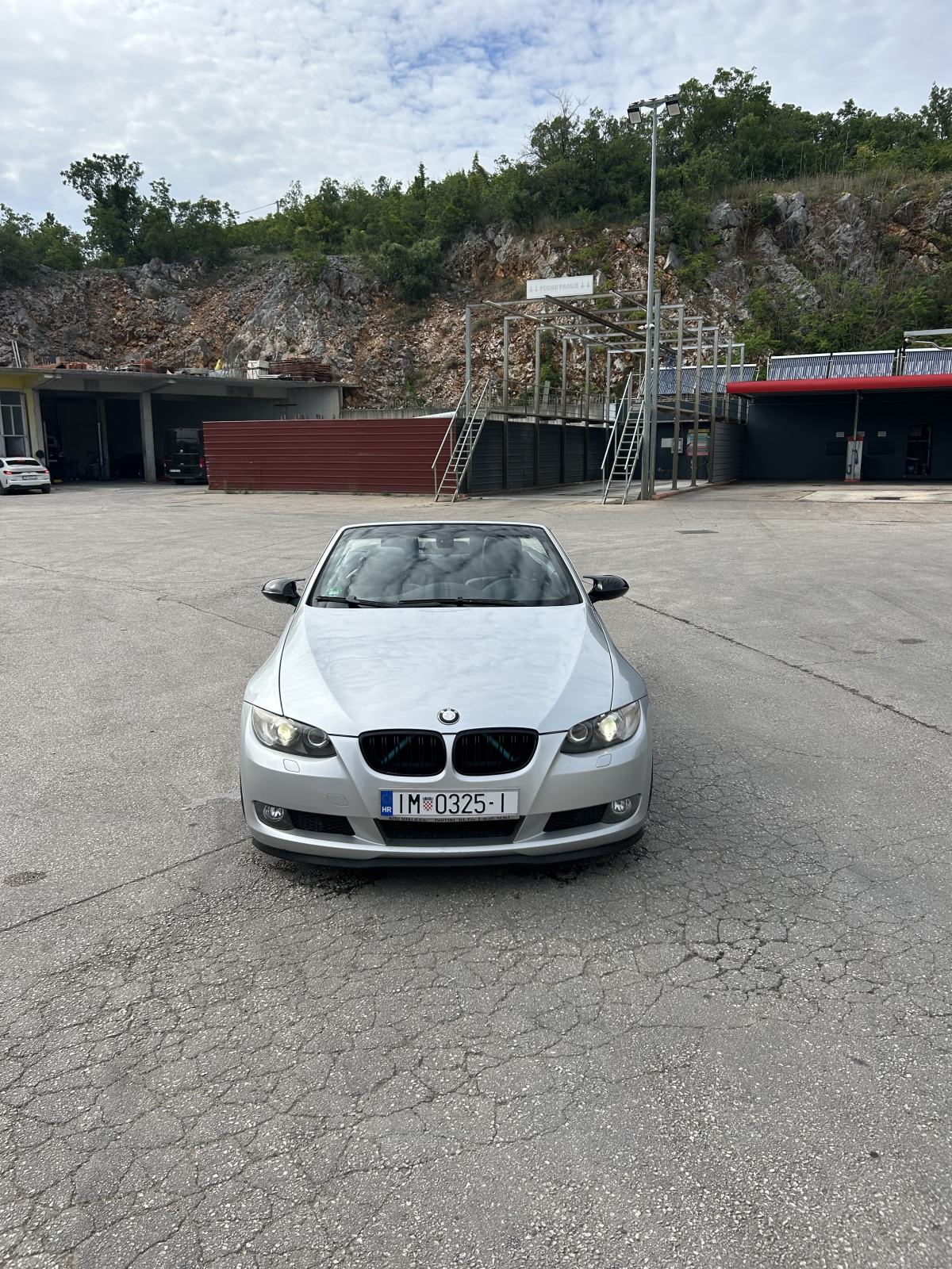 BMW serija 3 Cabriolet 325i, fotografija 10